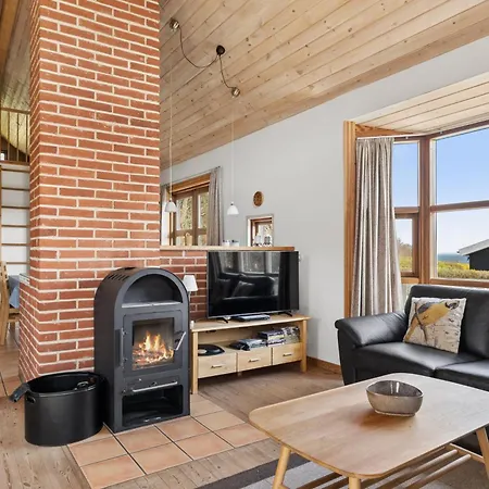 Cozy Near Forest And Дом отдыха *