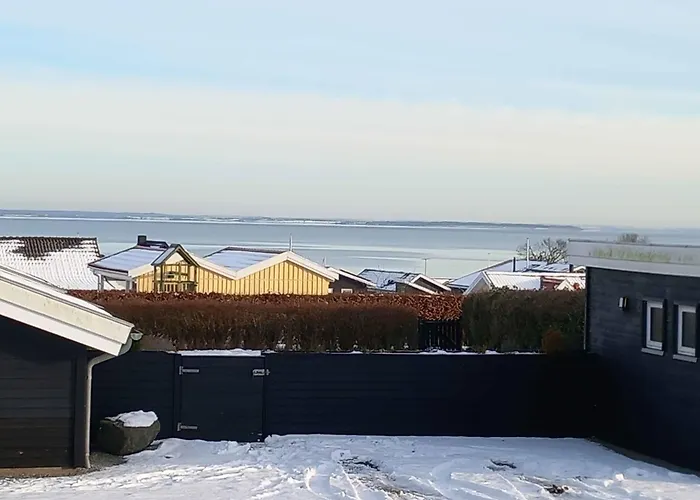 Cozy Near Forest And Дом отдыха *